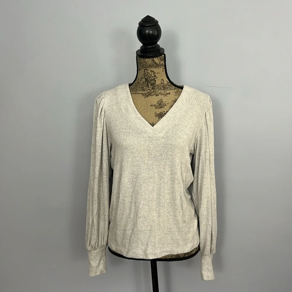 LOFT Knit V Neck Top